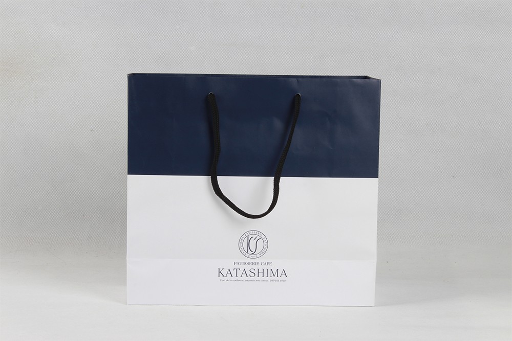 高端商務(wù)型銅版紙袋  KATASHIMA