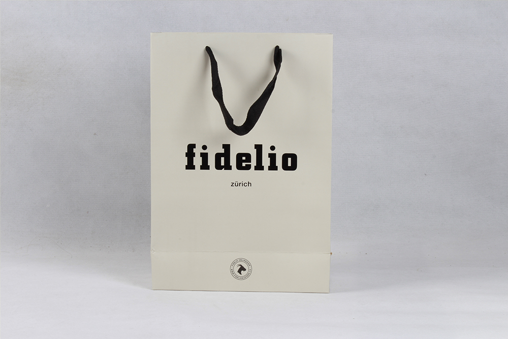 高檔燙金白卡紙袋 FIDELIO 高檔燙金白卡紙袋 FIDELIO
