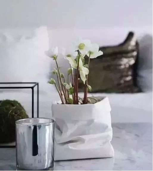 紙質(zhì)手提袋的廣泛用途 紙質(zhì)手提袋的廣泛用途